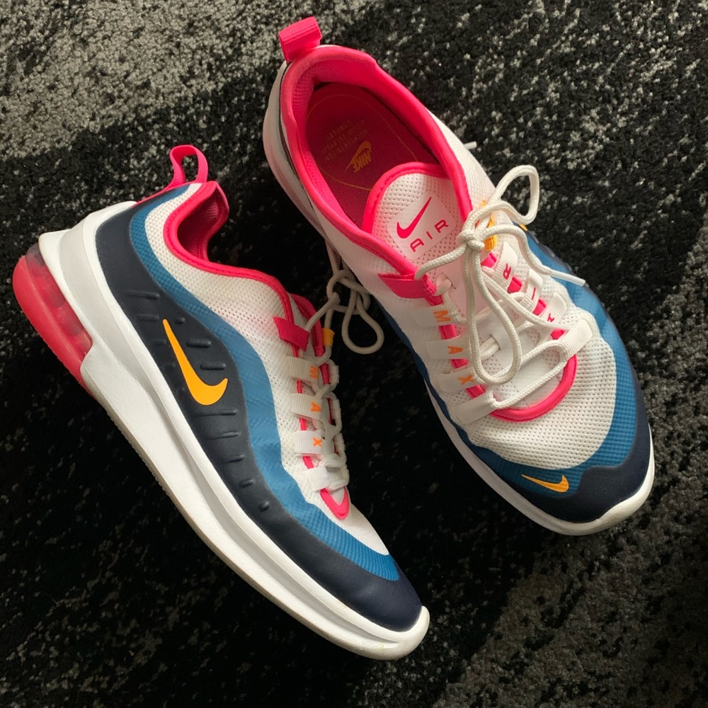 Nike air max